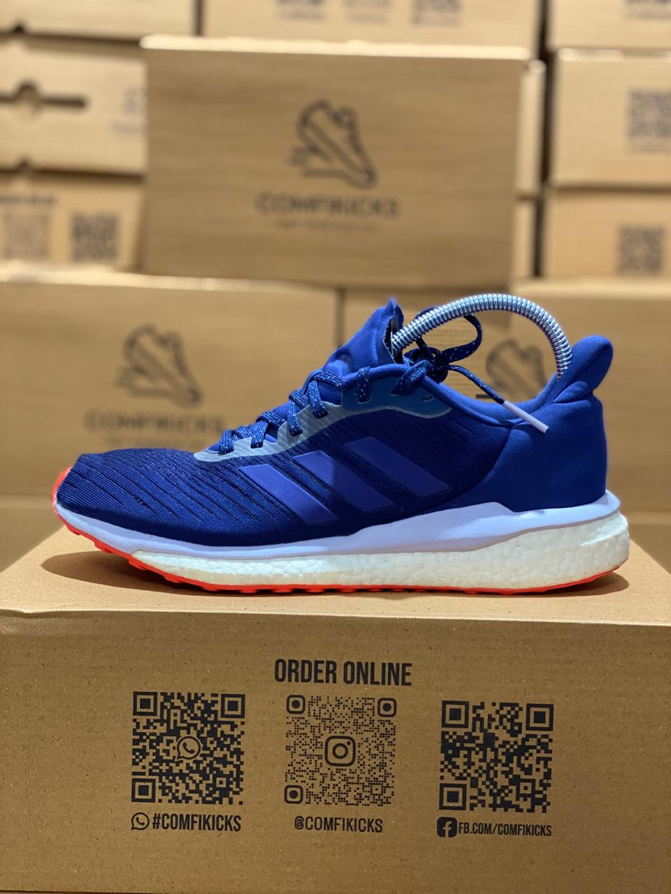 Men’s joggers all branded item are available