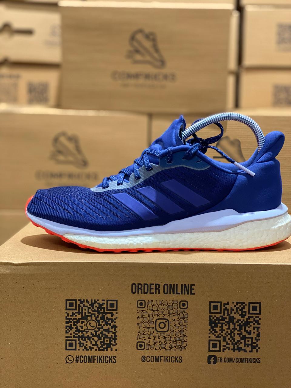 Men’s joggers all branded item are available