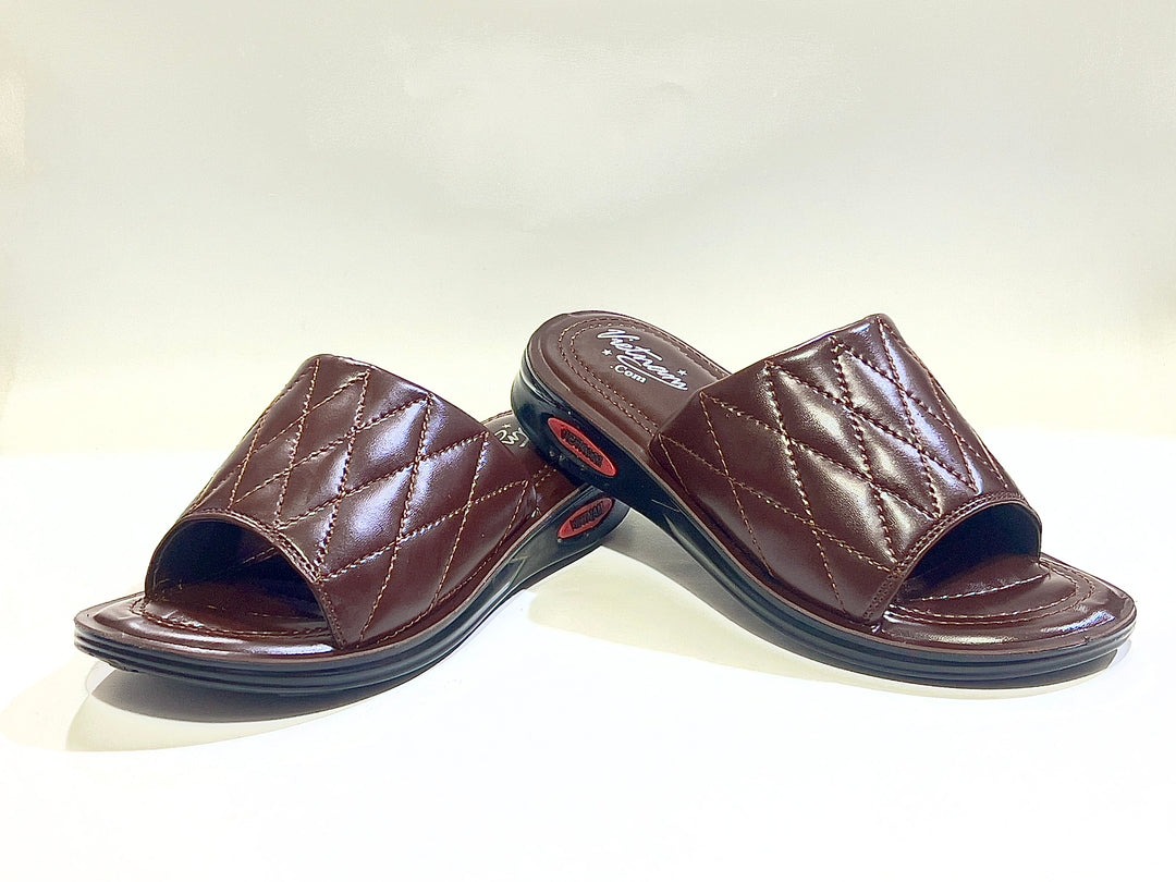 Men’s slippers leather made