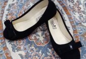 BA Mart ladies pumps