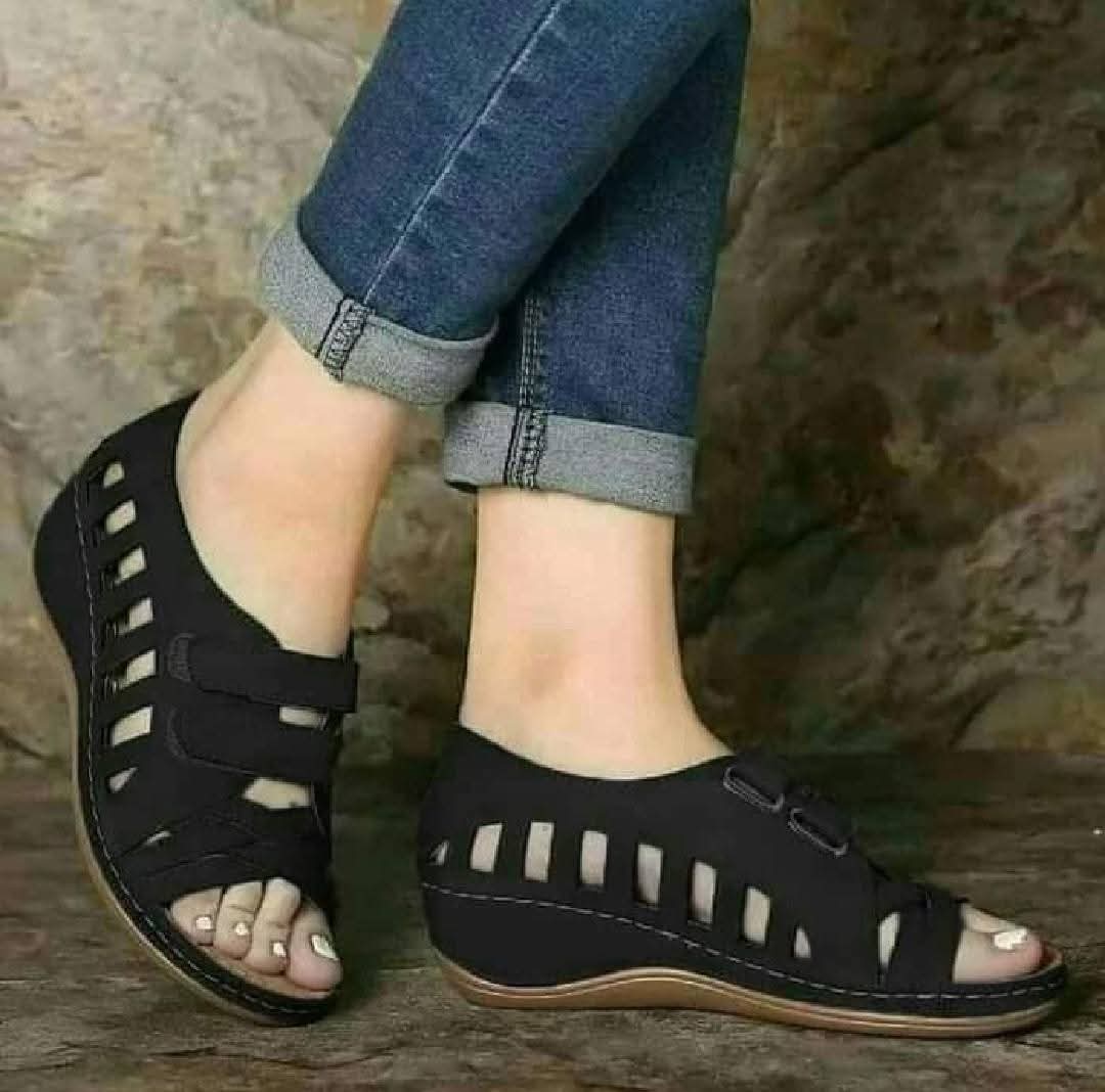 Stylish And Uniques Sandels For women