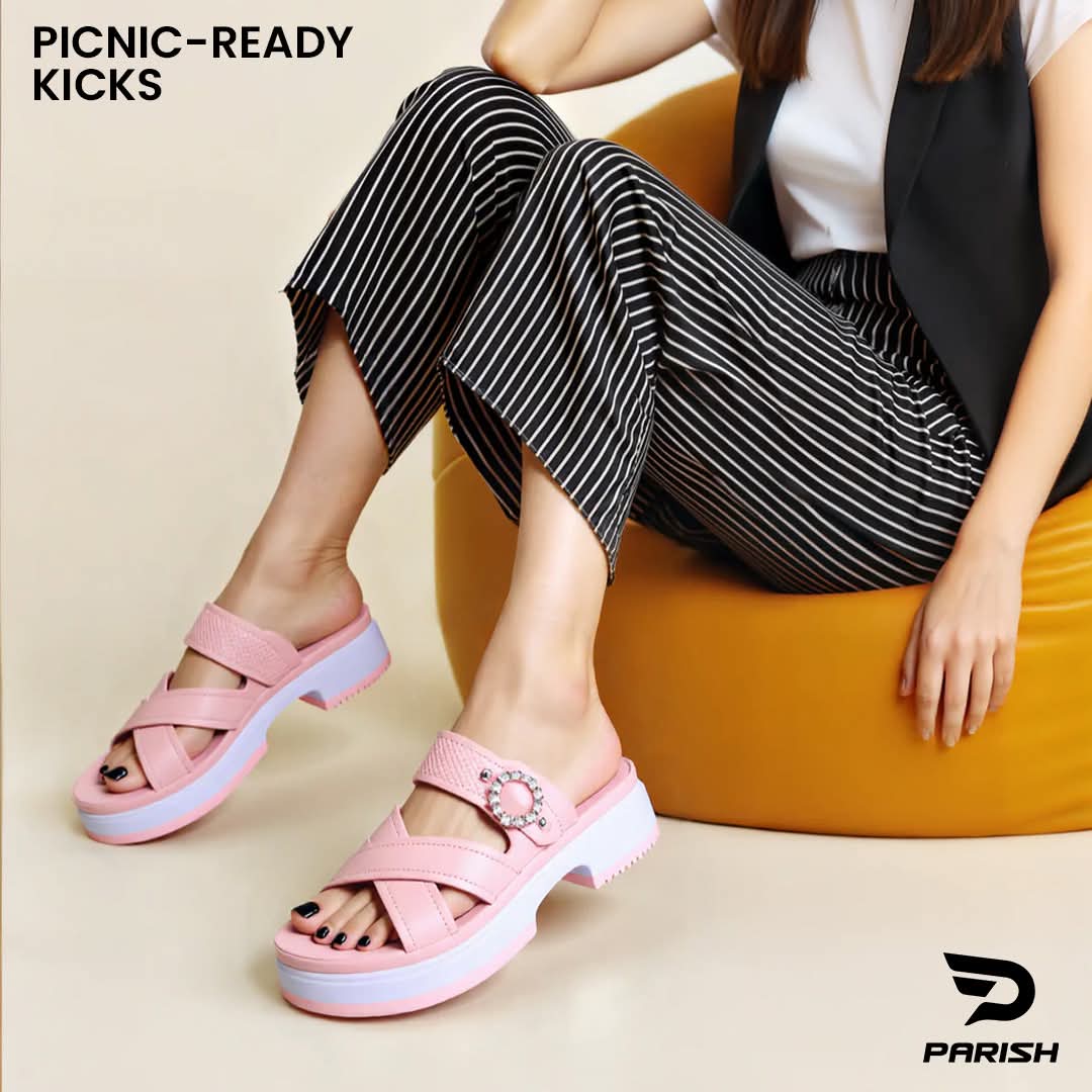 Womens flats The Picnic Pitch