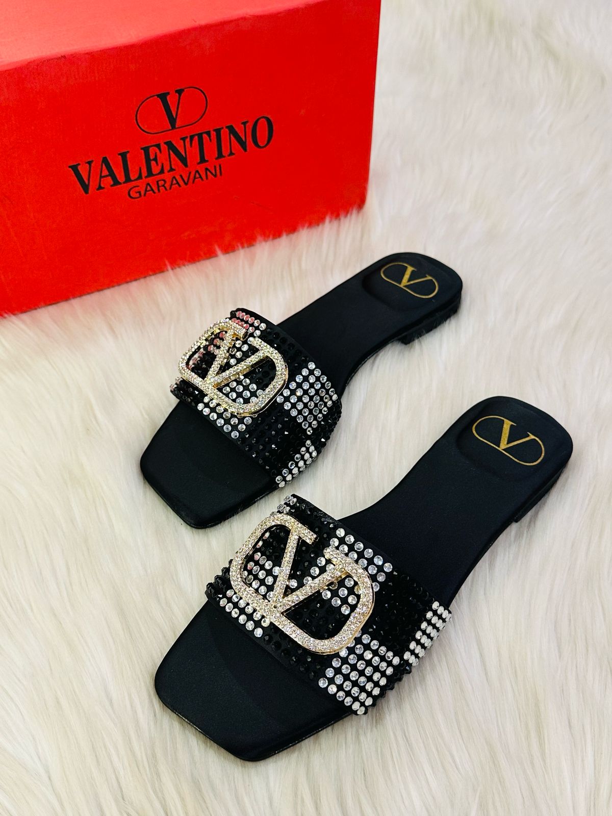 Womens SLIDEs VALENTINO