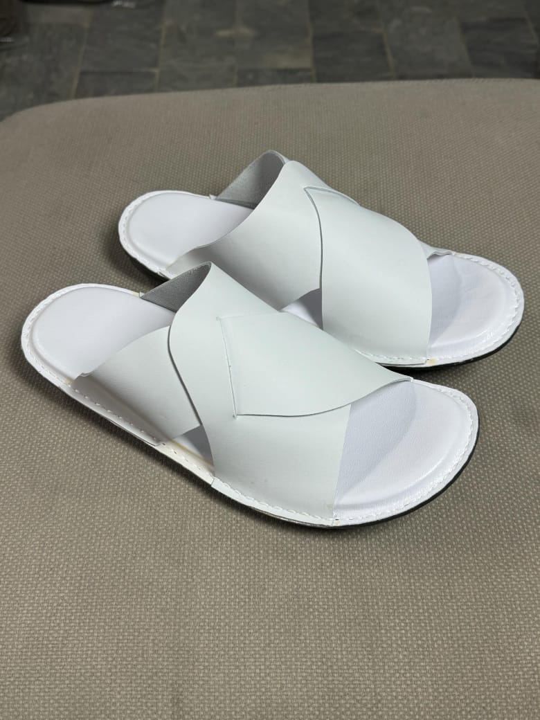 Mens slippers Medicated and comfortable easy to wear slipper