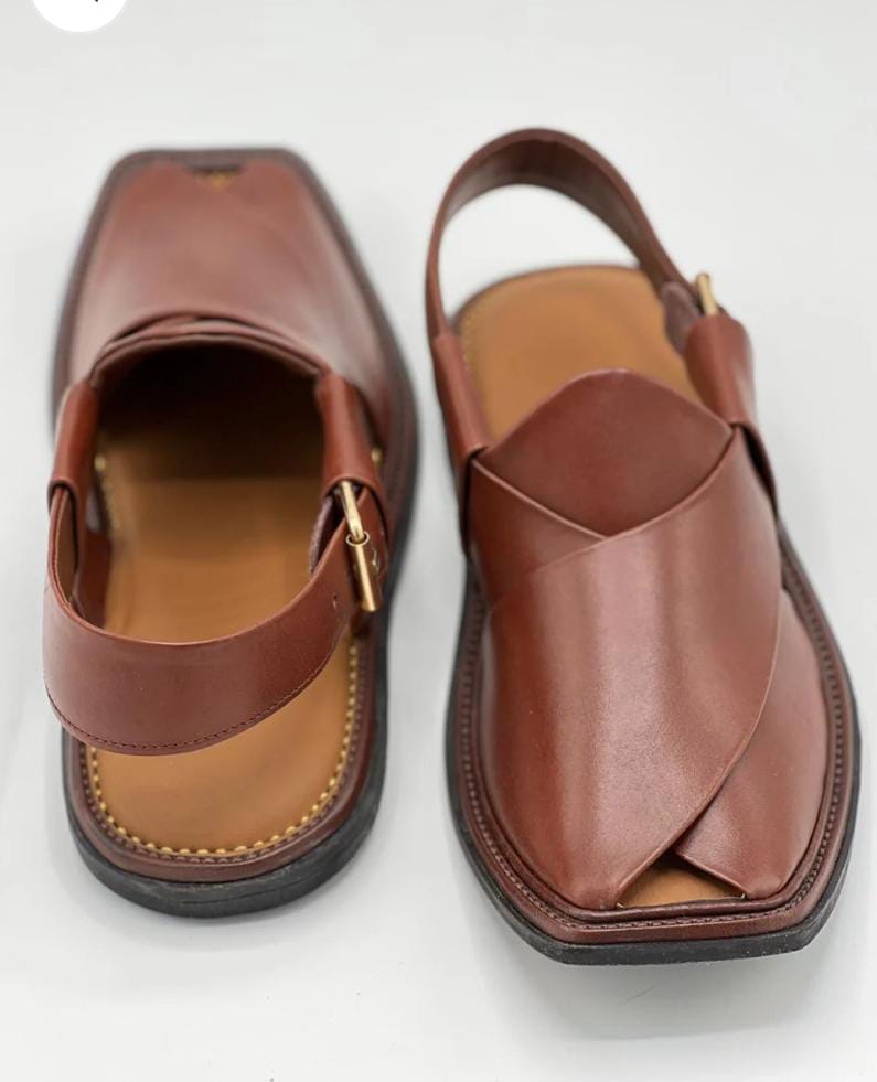 Mens peshawari Chappal/Ak store/ leather make