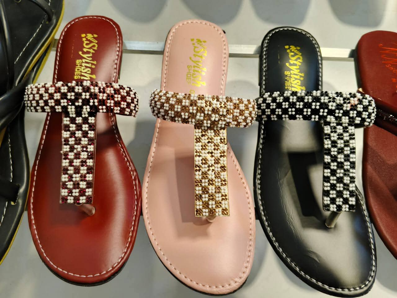 Ladies slippers wholesale rate women’s