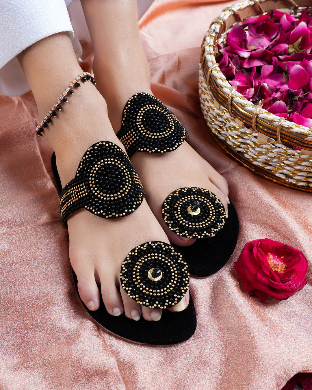 Gulbahar women’s slippers