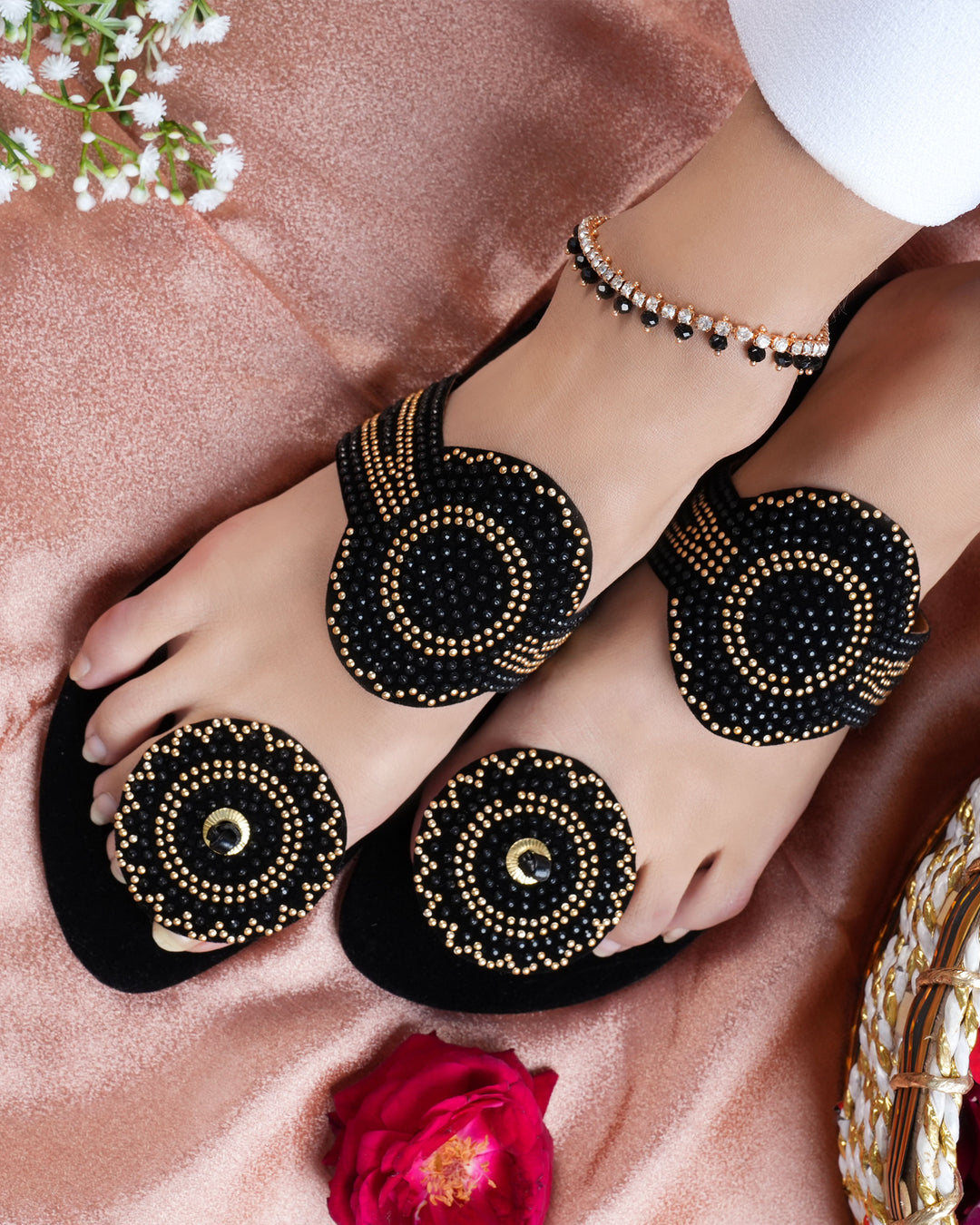 Gulbahar women’s slippers