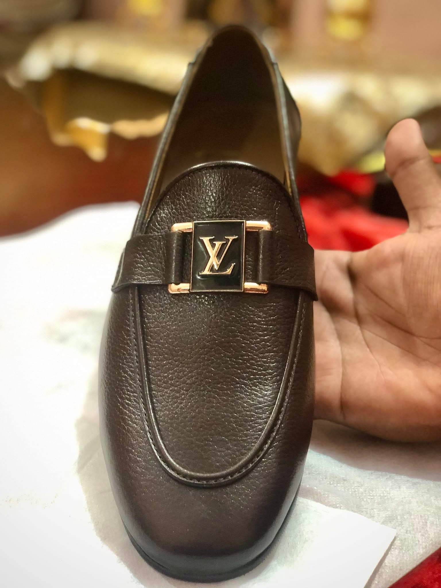Premium LV Buckle Leather Shoes 👟mens loafers