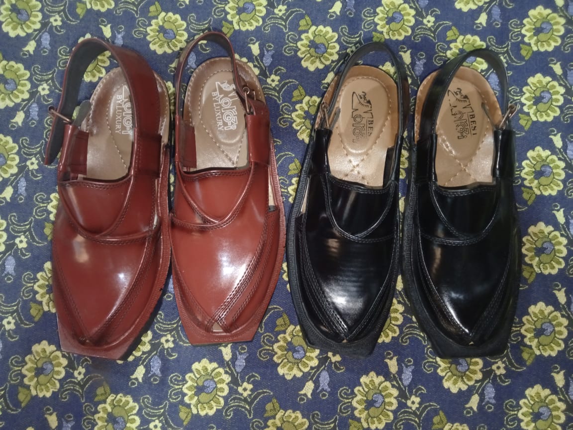 Naurozi chappal mens