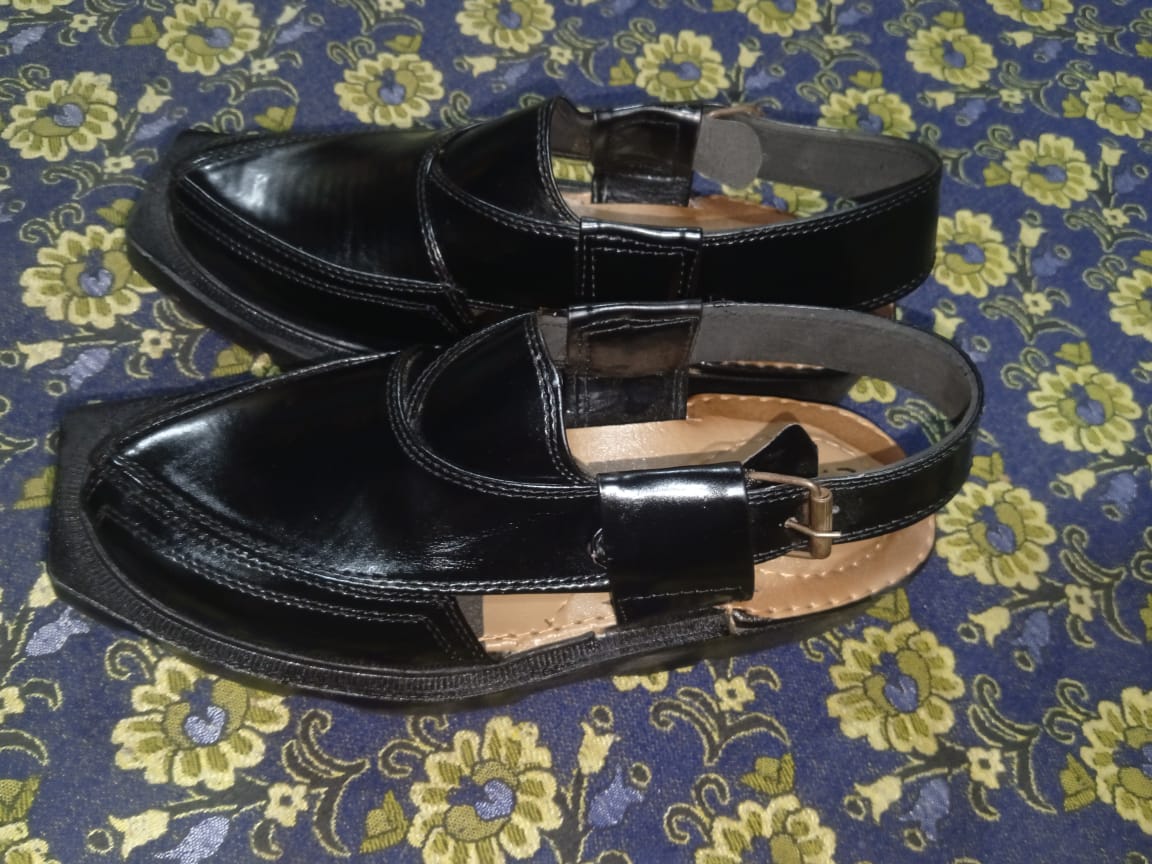 Naurozi chappal mens