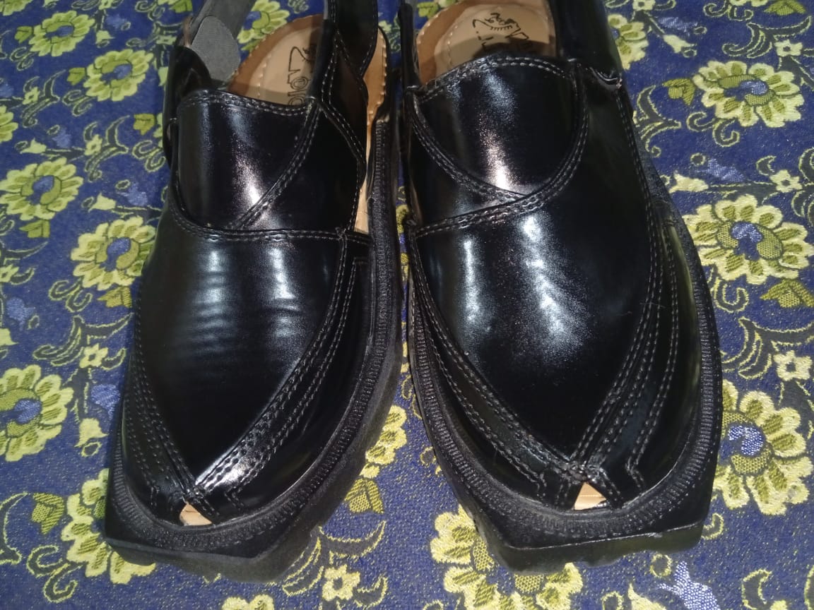 Naurozi chappal mens