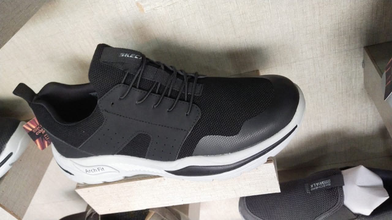 Skecher original made in Vietnam mens joggers