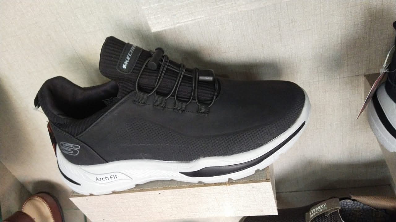 Skecher original made in Vietnam mens joggers