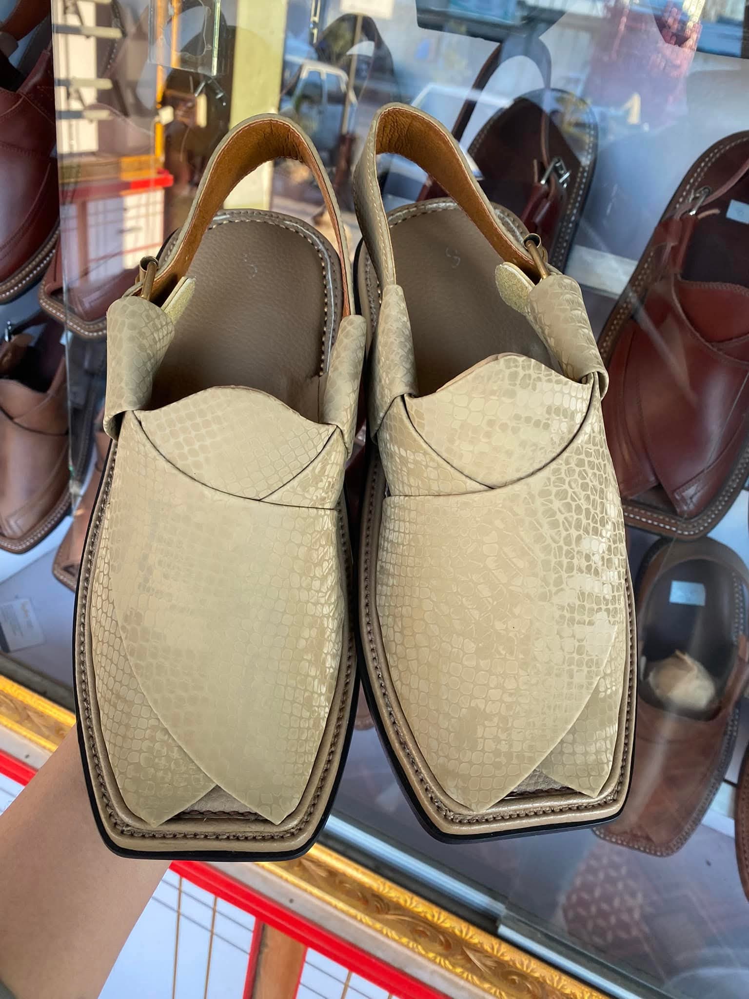 New stok available mens sandals