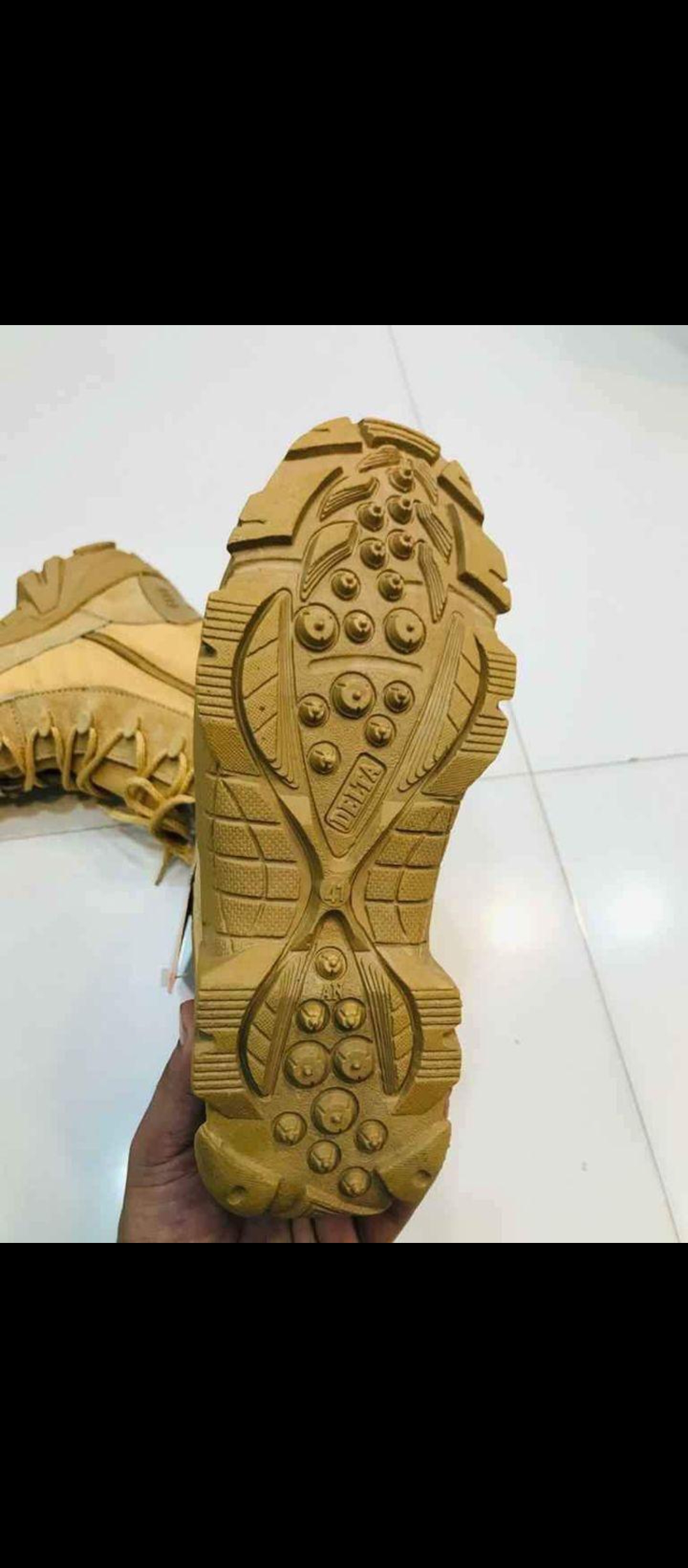 comfortable boots mens