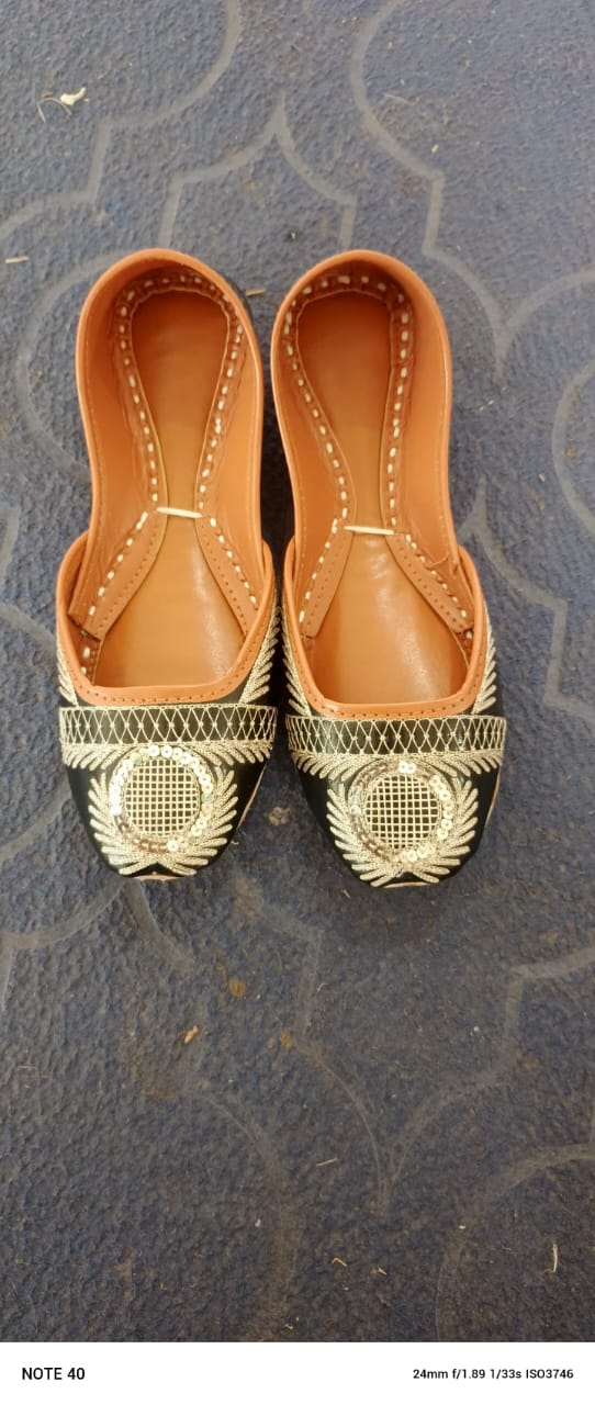 Only make to order womens khussa