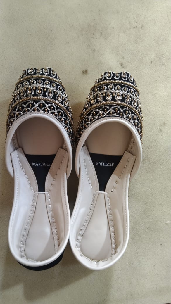 Only make to order womens khussa