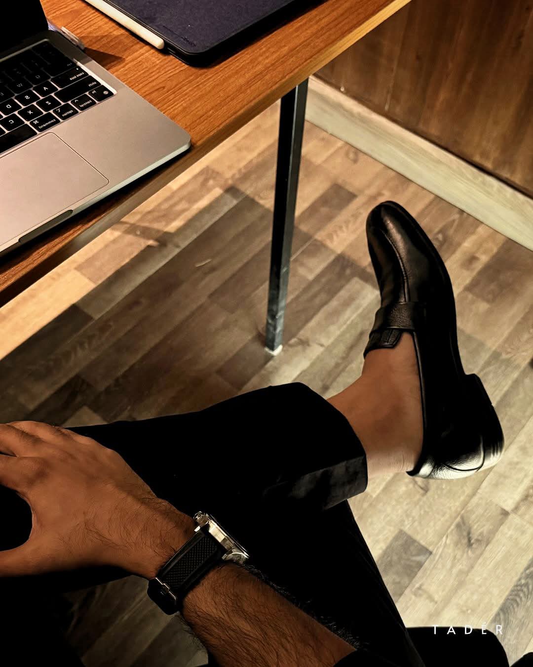 Loafer shoes mens black