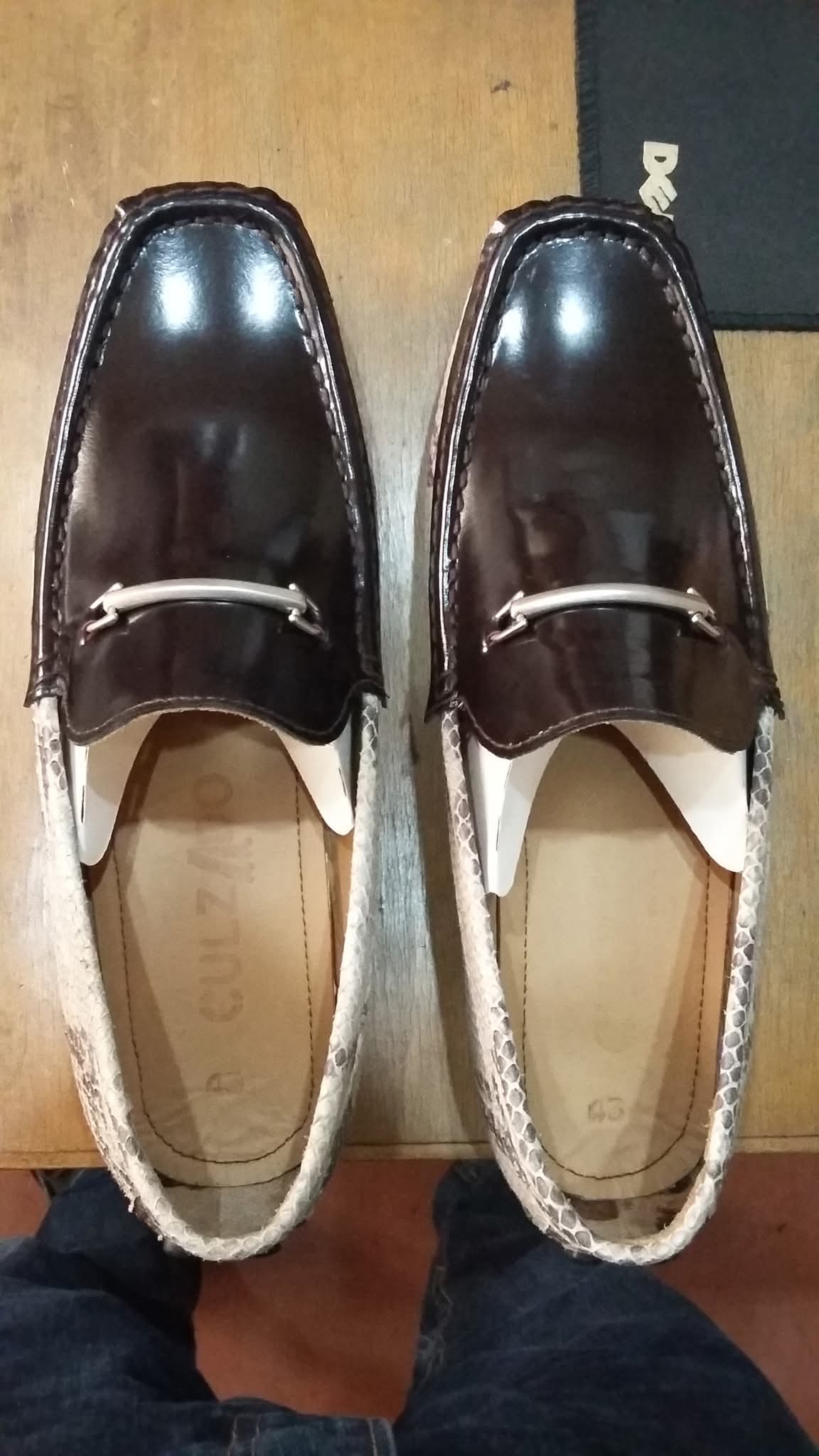 Loafer shoes pattern leather mens