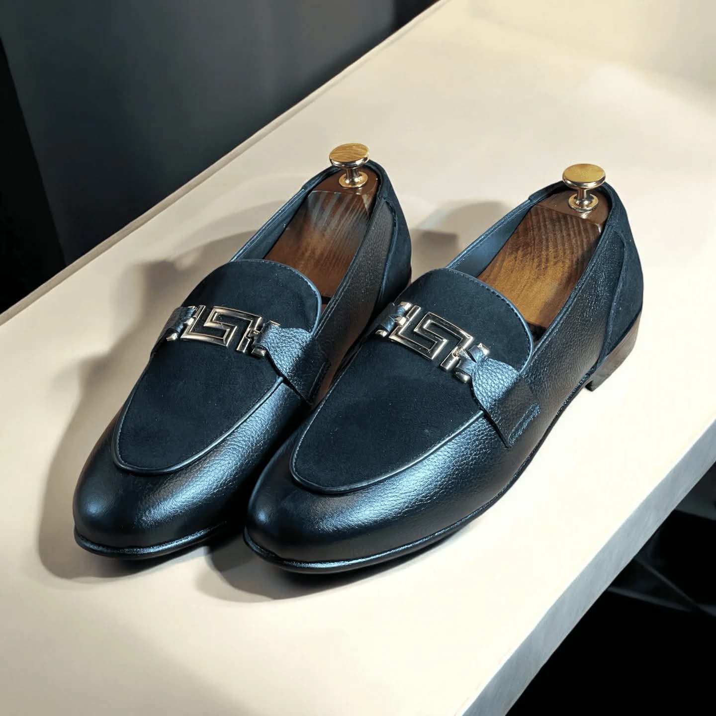 Loafer seued leather shoes mens