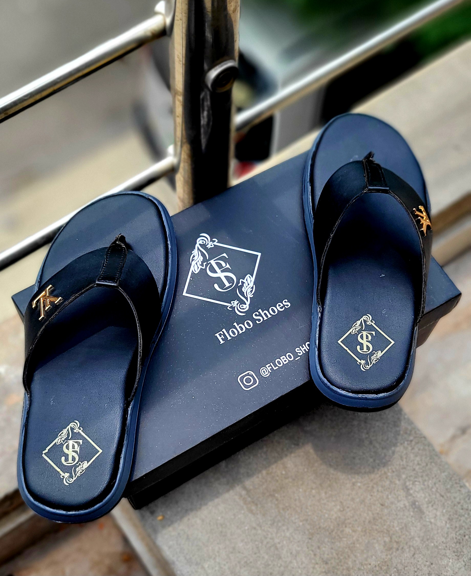 Handmade leather slipper mens