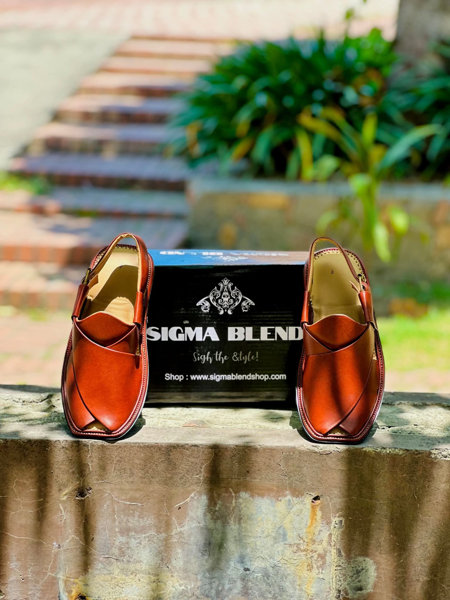 Naurozi chappal mens