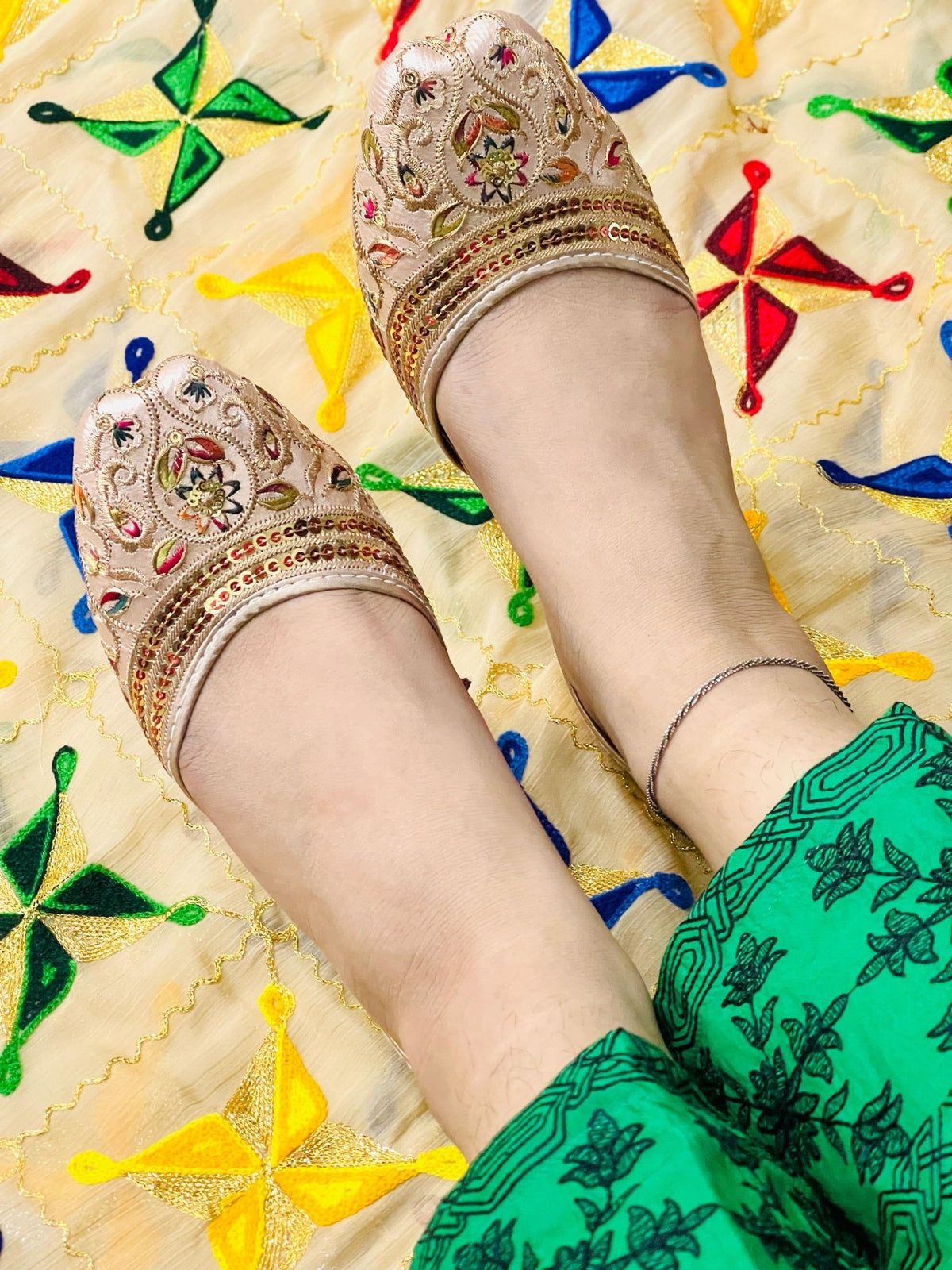 Daisy Shine (Peech) Khussa womens