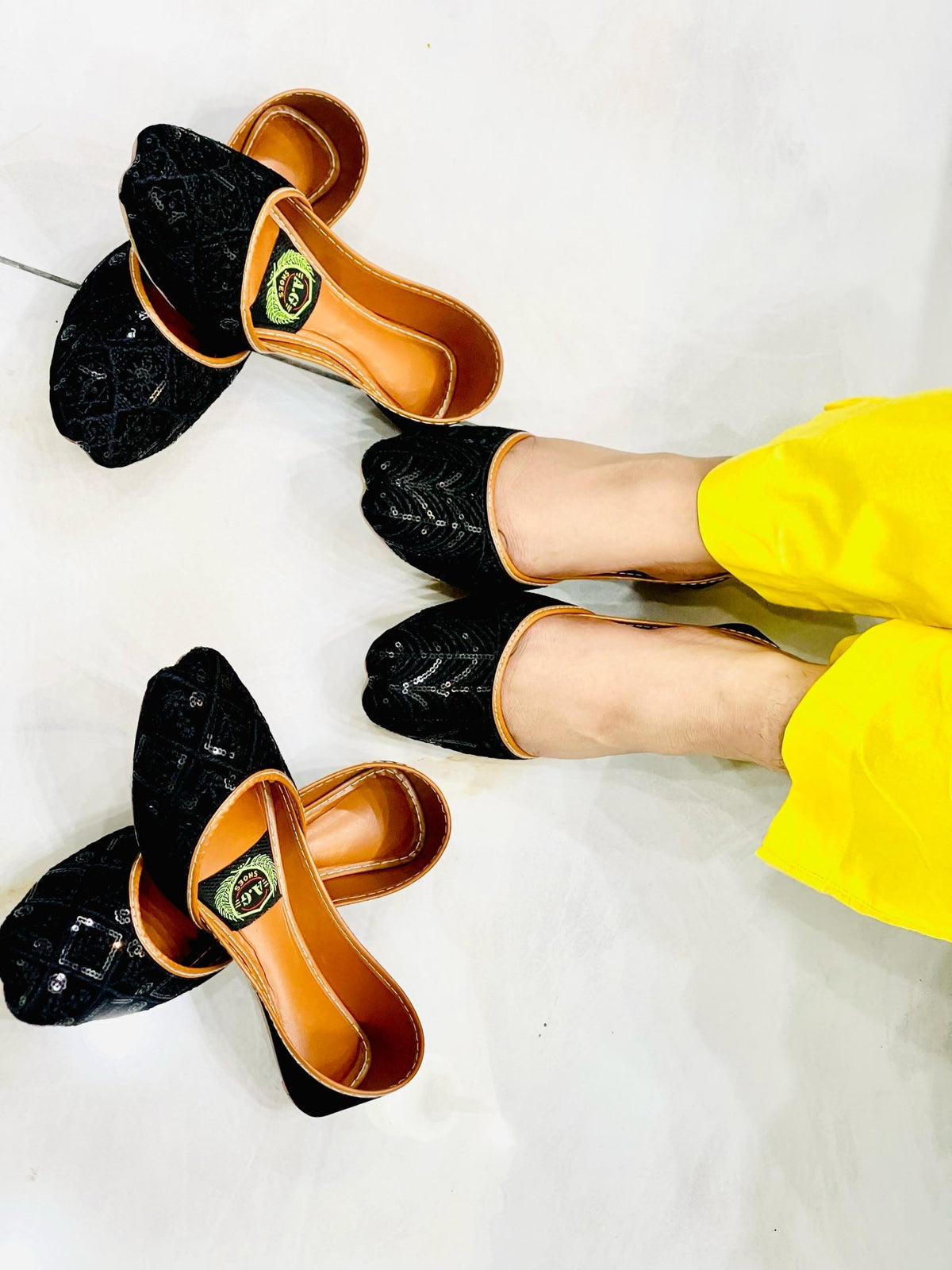 Black Star (Black) Khussa women’s