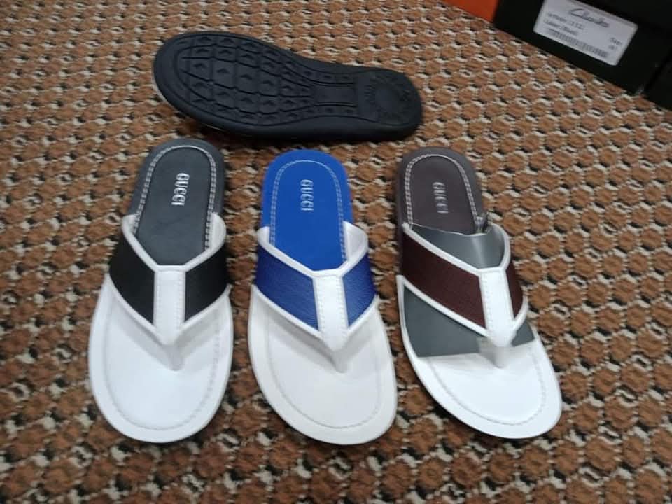 Men’s chappal.