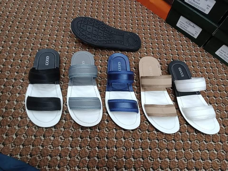 Men’s chappal.