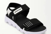 Small and soft sandal men’s