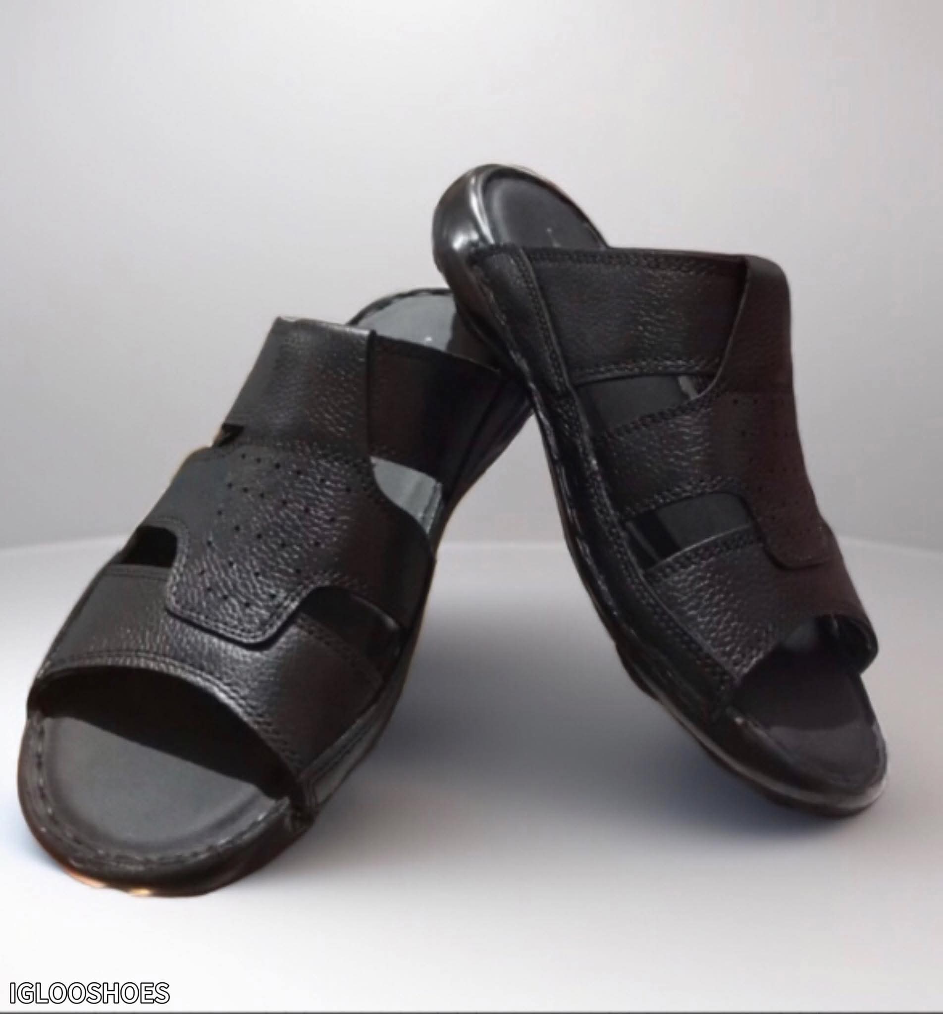 Men’s slippers leather