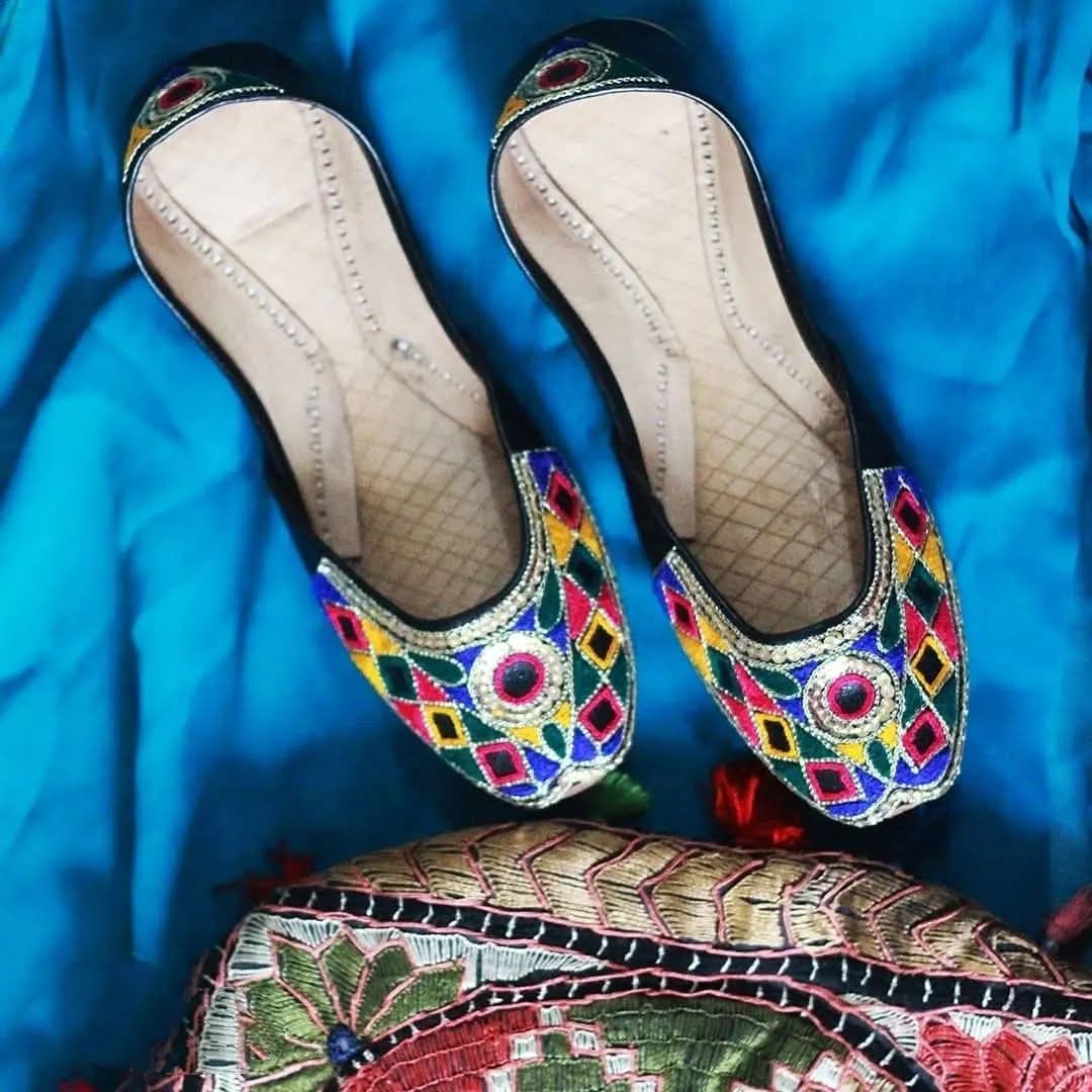 Handmade Khussa, Export Quality Pure Leather, Non-Allergic womens