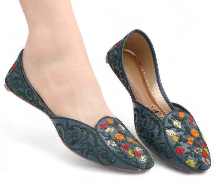 Ladies Khussa women’s