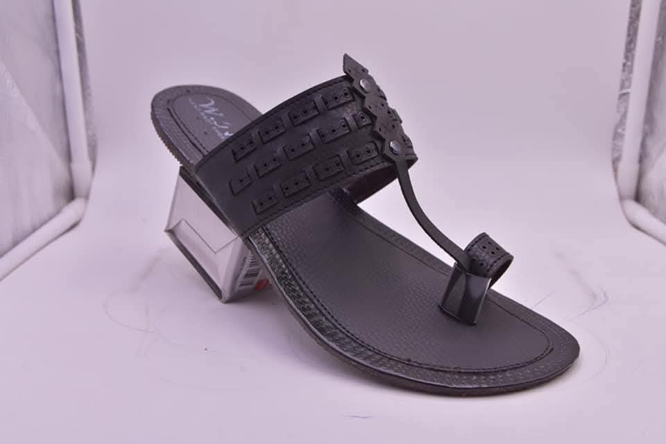 Gent’s kolhapuri  in 3 color men’s chappal