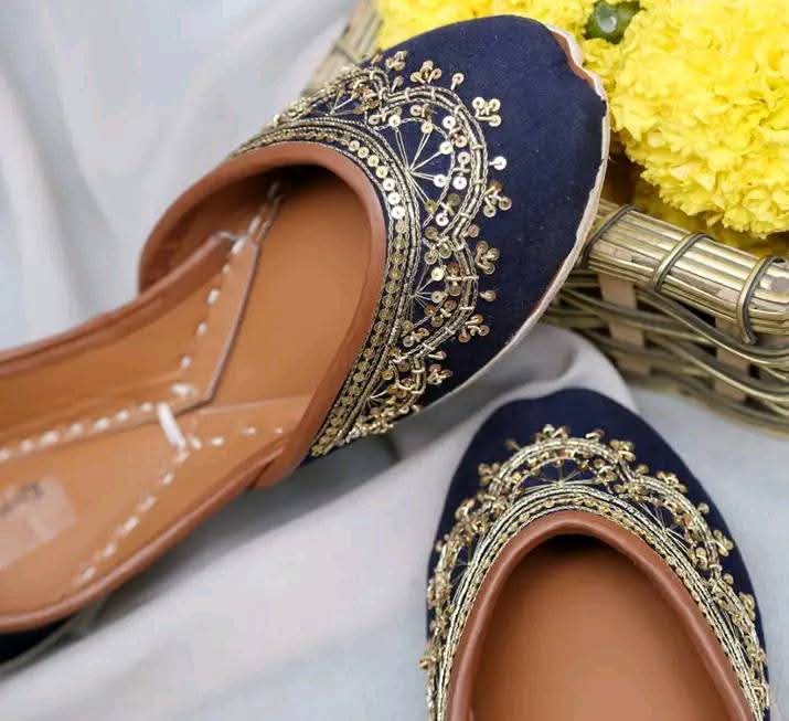 Mehndi wear Khussa womens