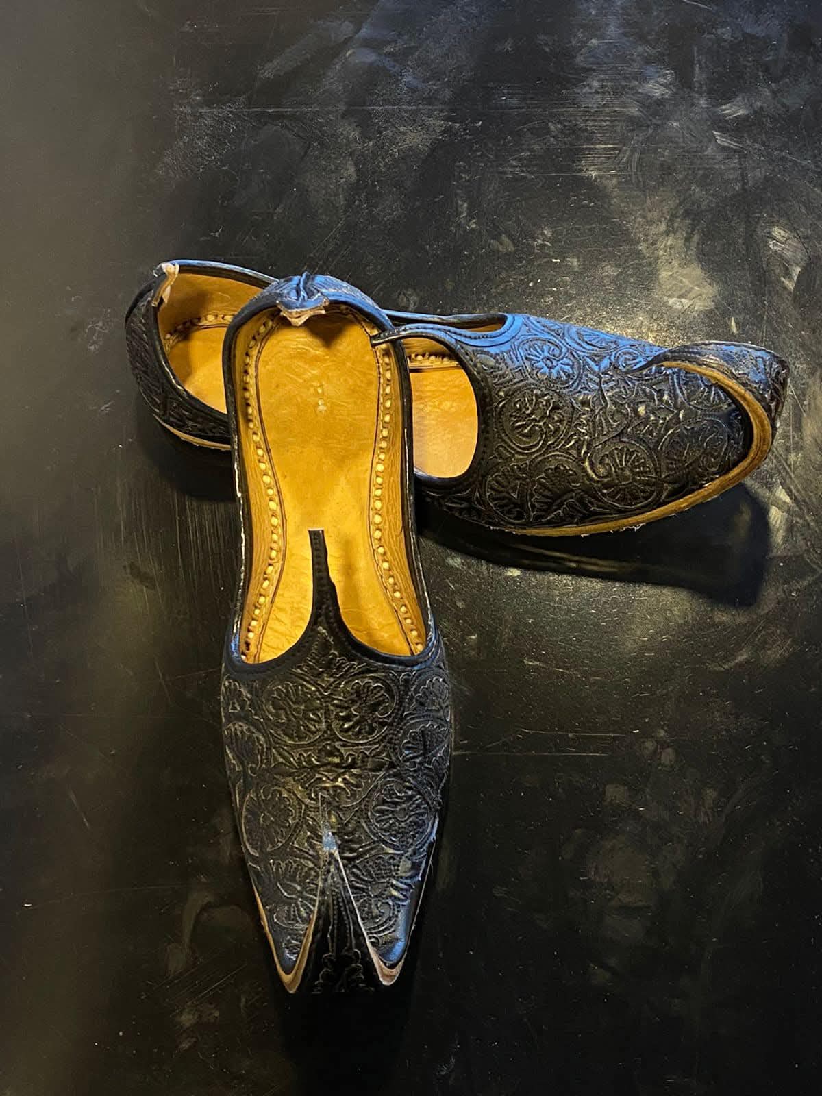 Men’s tilla wala khussa