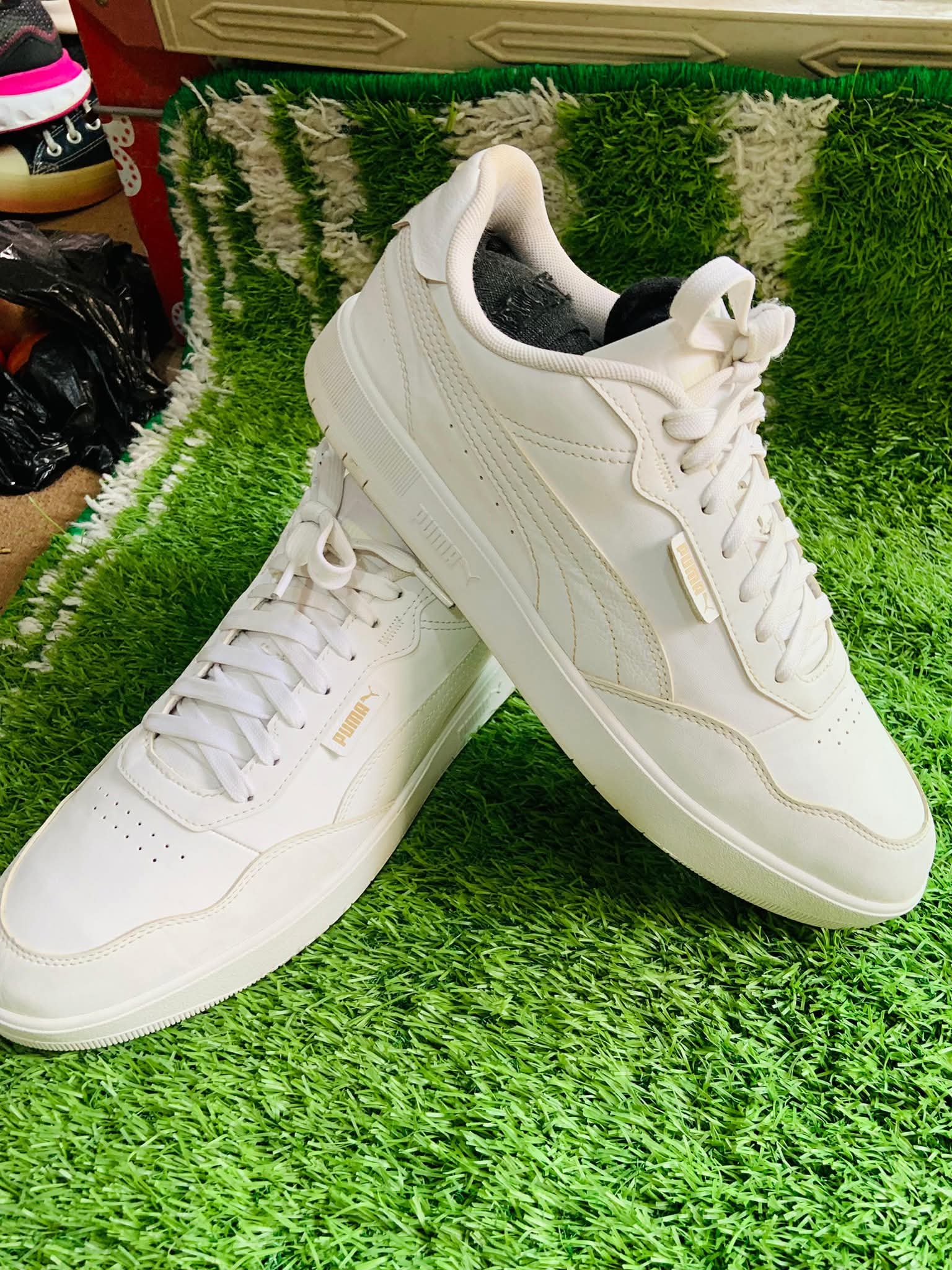 Puma shoes white kpk mens joggers