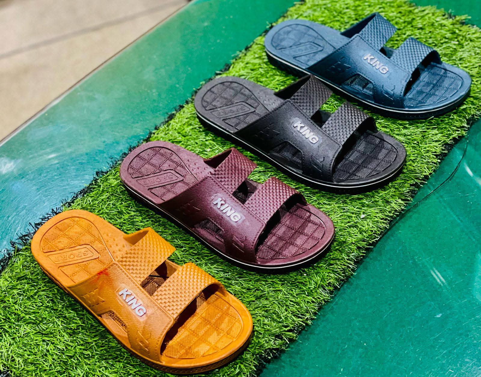 Men washroom slippers