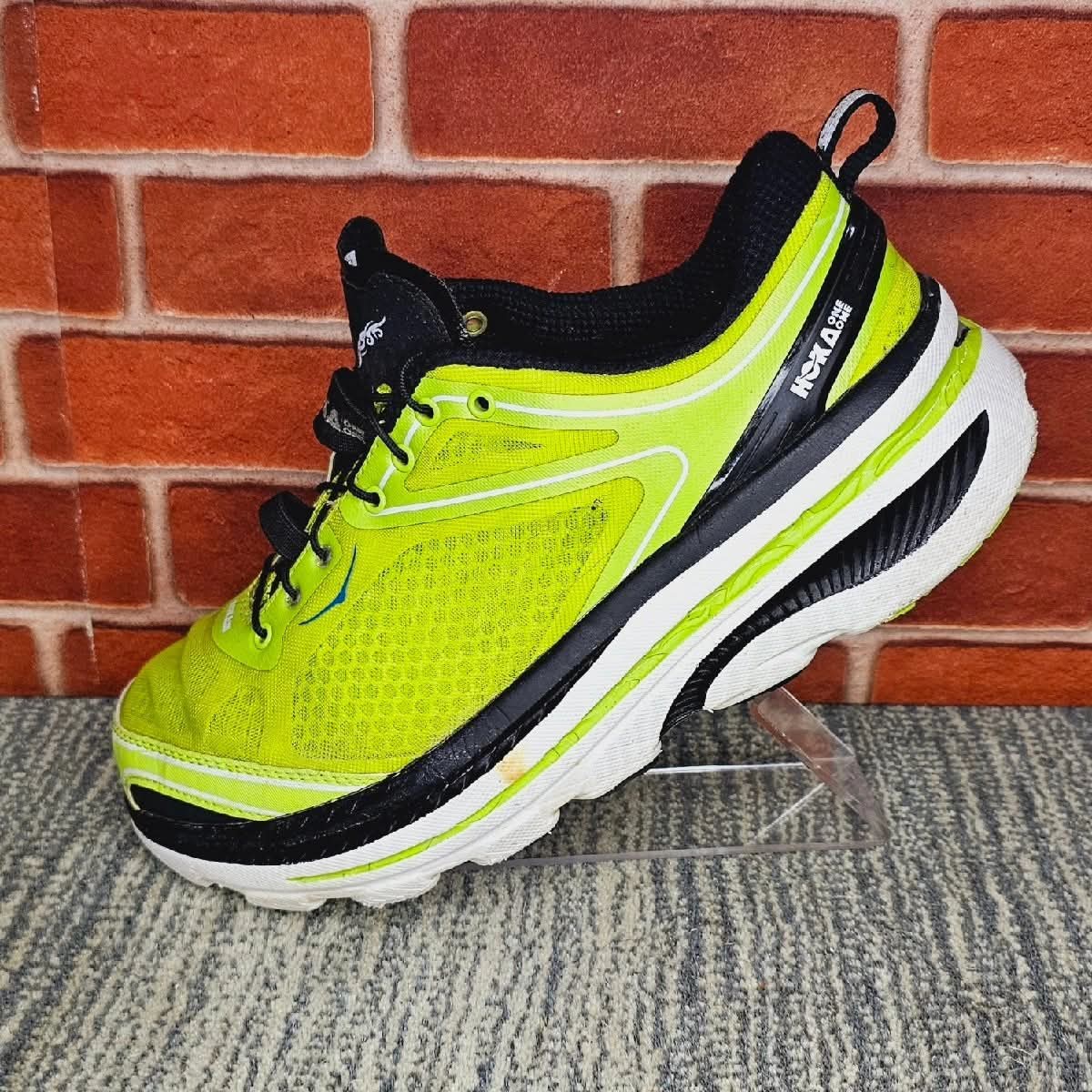 Hoka joggers for men’s