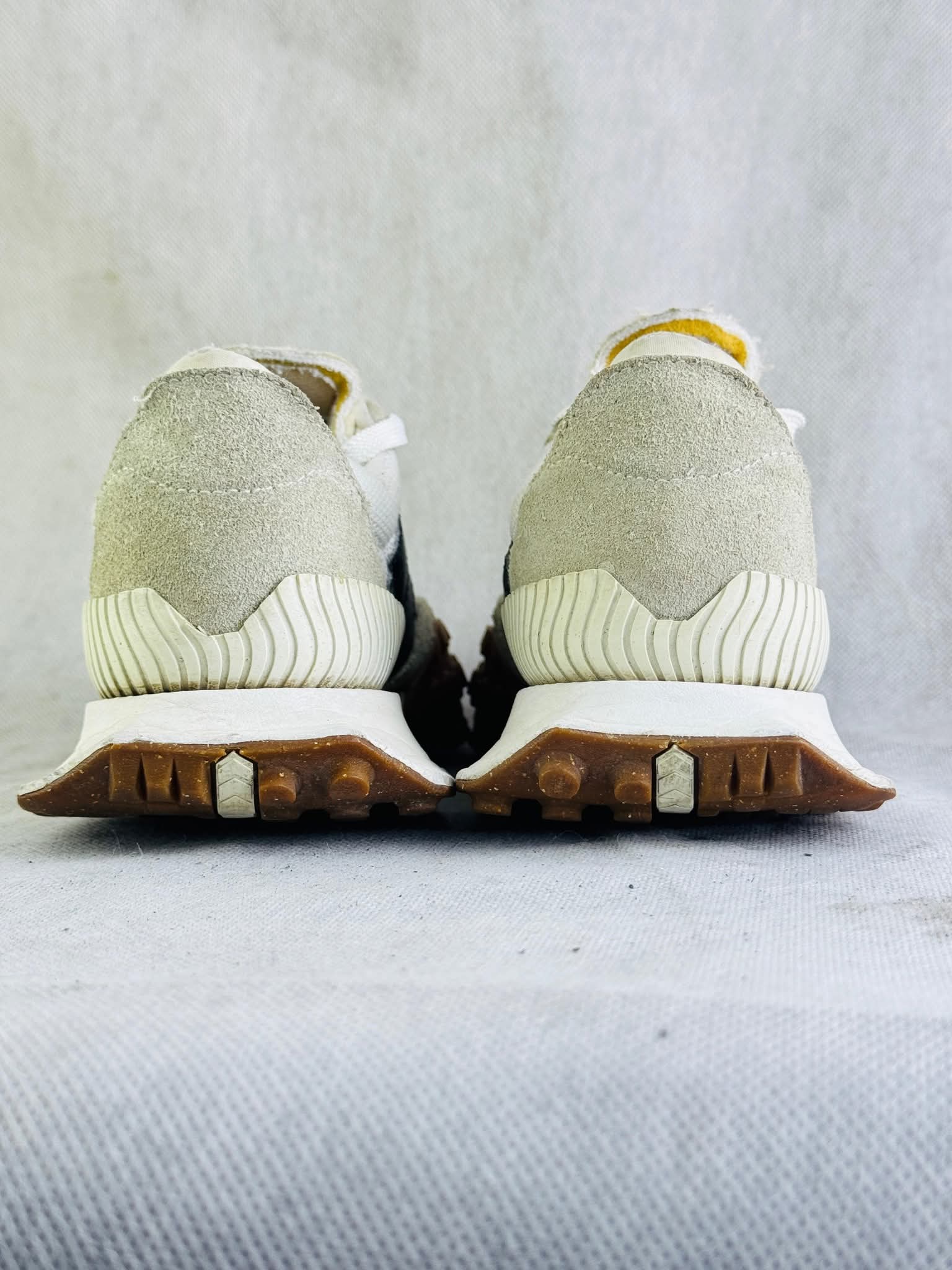 New balance running shoes mens joggers