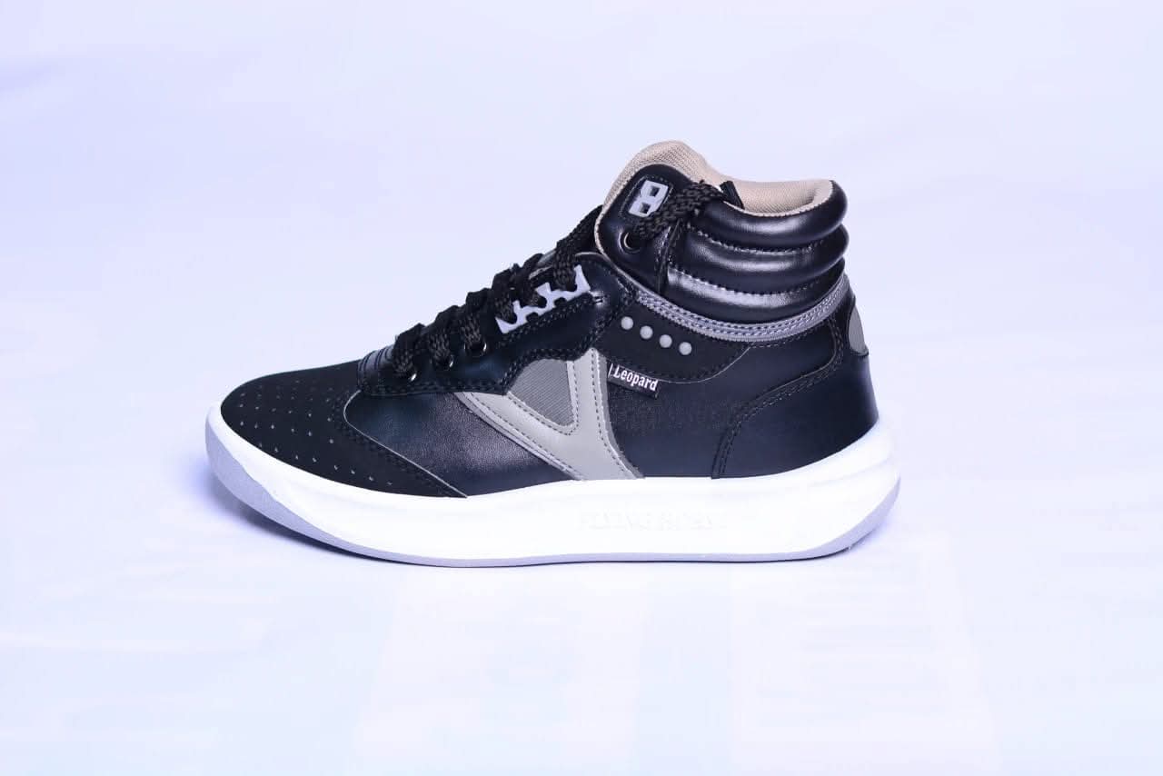 Men Imported jogger leopards company ka Shoe’s Comfortable