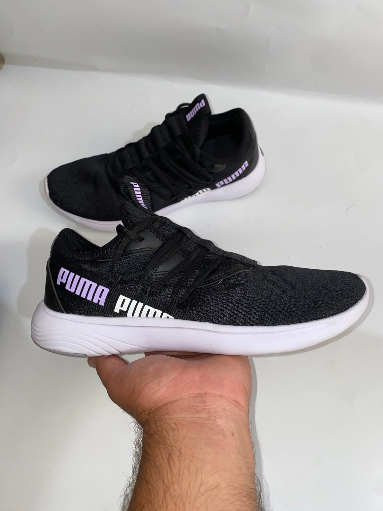 Puma branded shoes 👟mens joggers