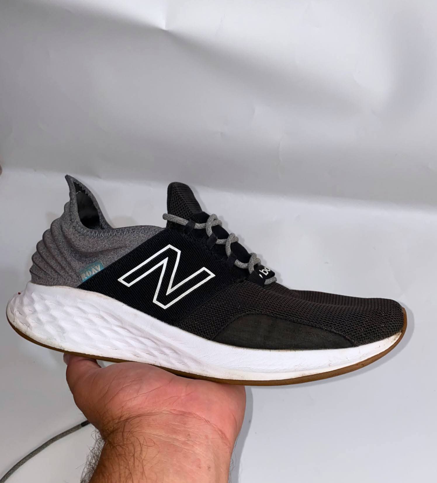 New balance branded shoes 👟mens joggers