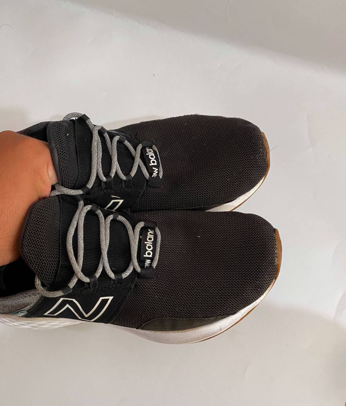 New balance branded shoes 👟mens joggers