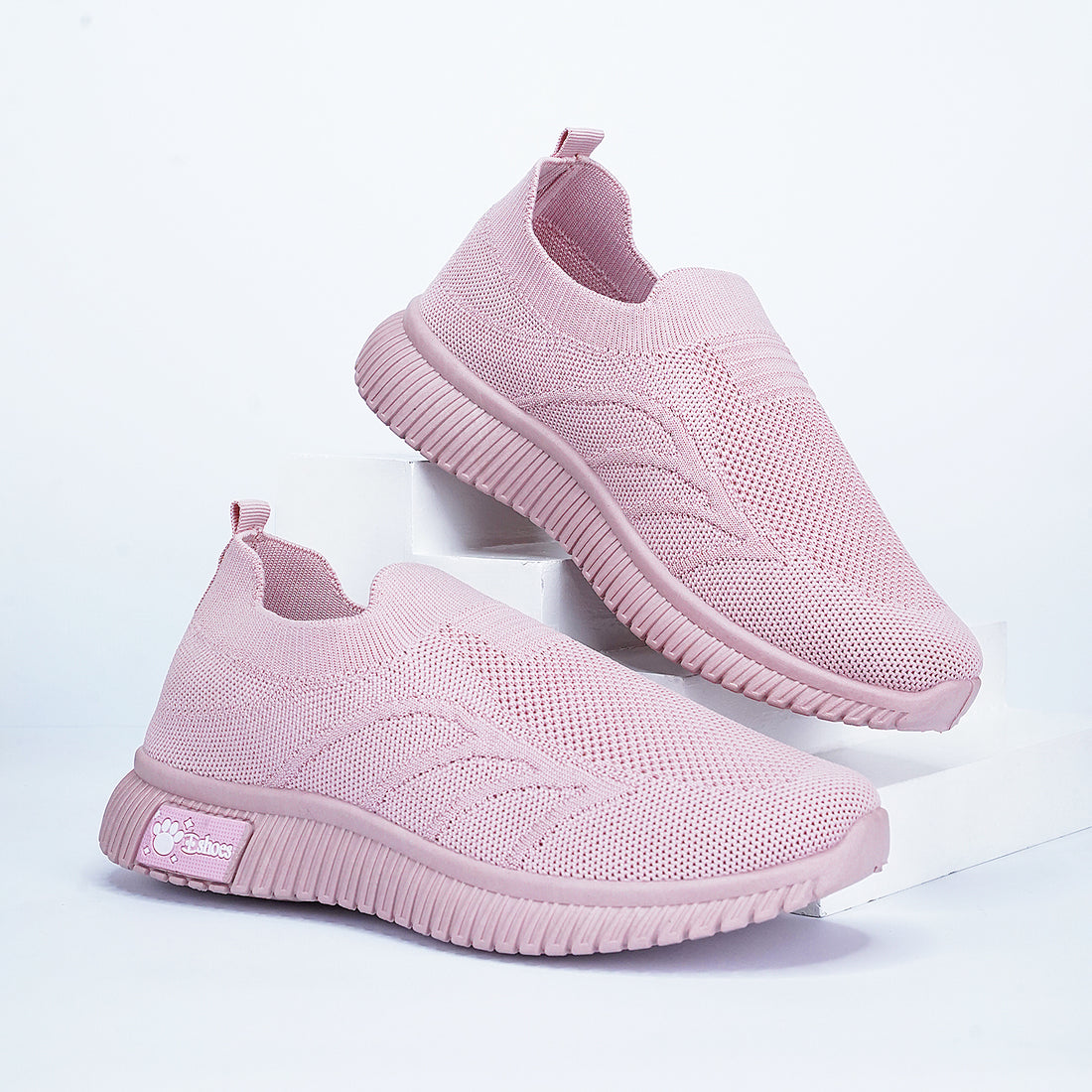 Female Skechers women’s joggers