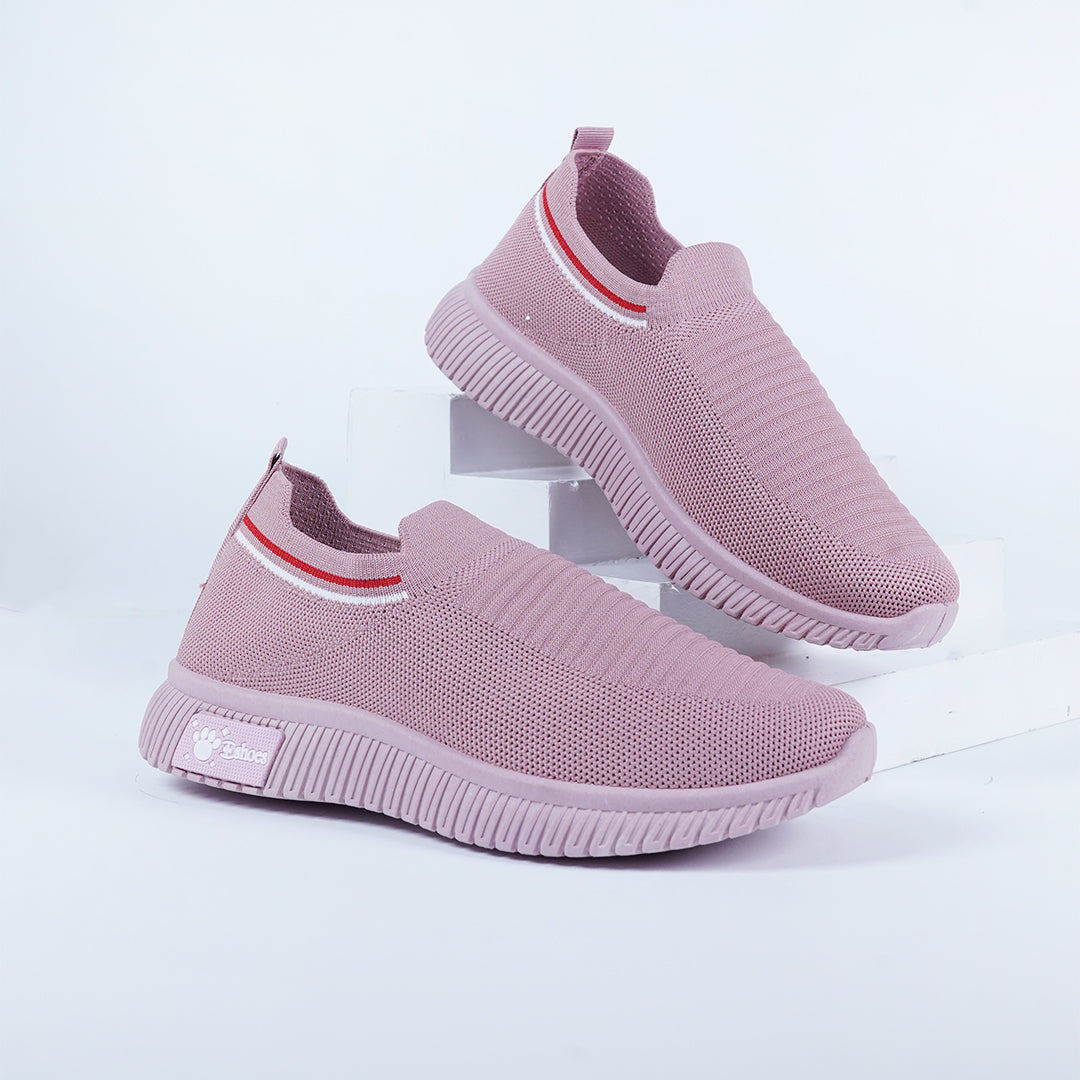 Female Skechers women’s joggers