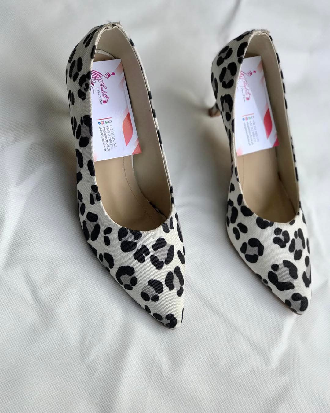 Court shoes for women