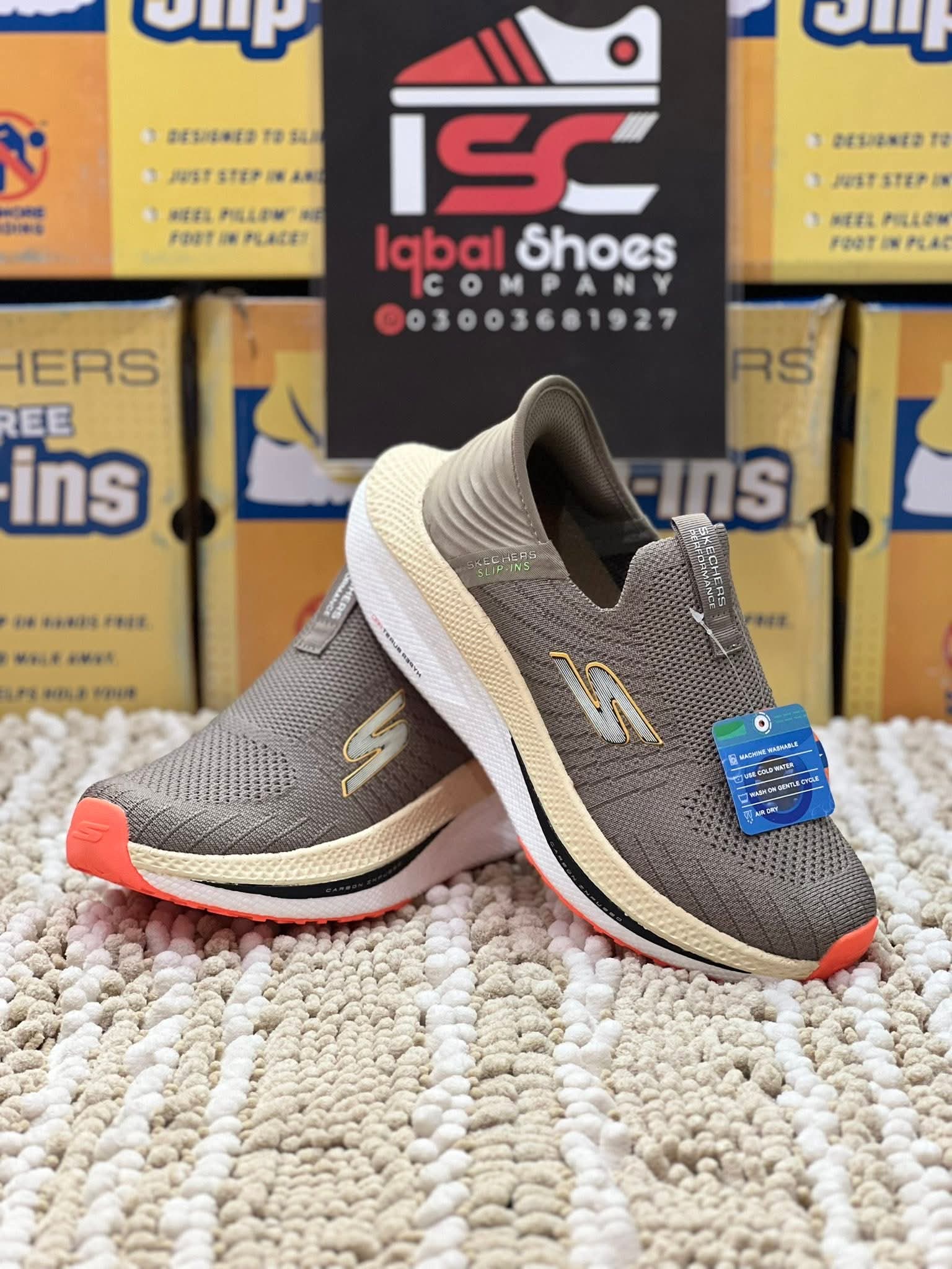 SKECHERS HYPER BURST PRO mens womens joggers